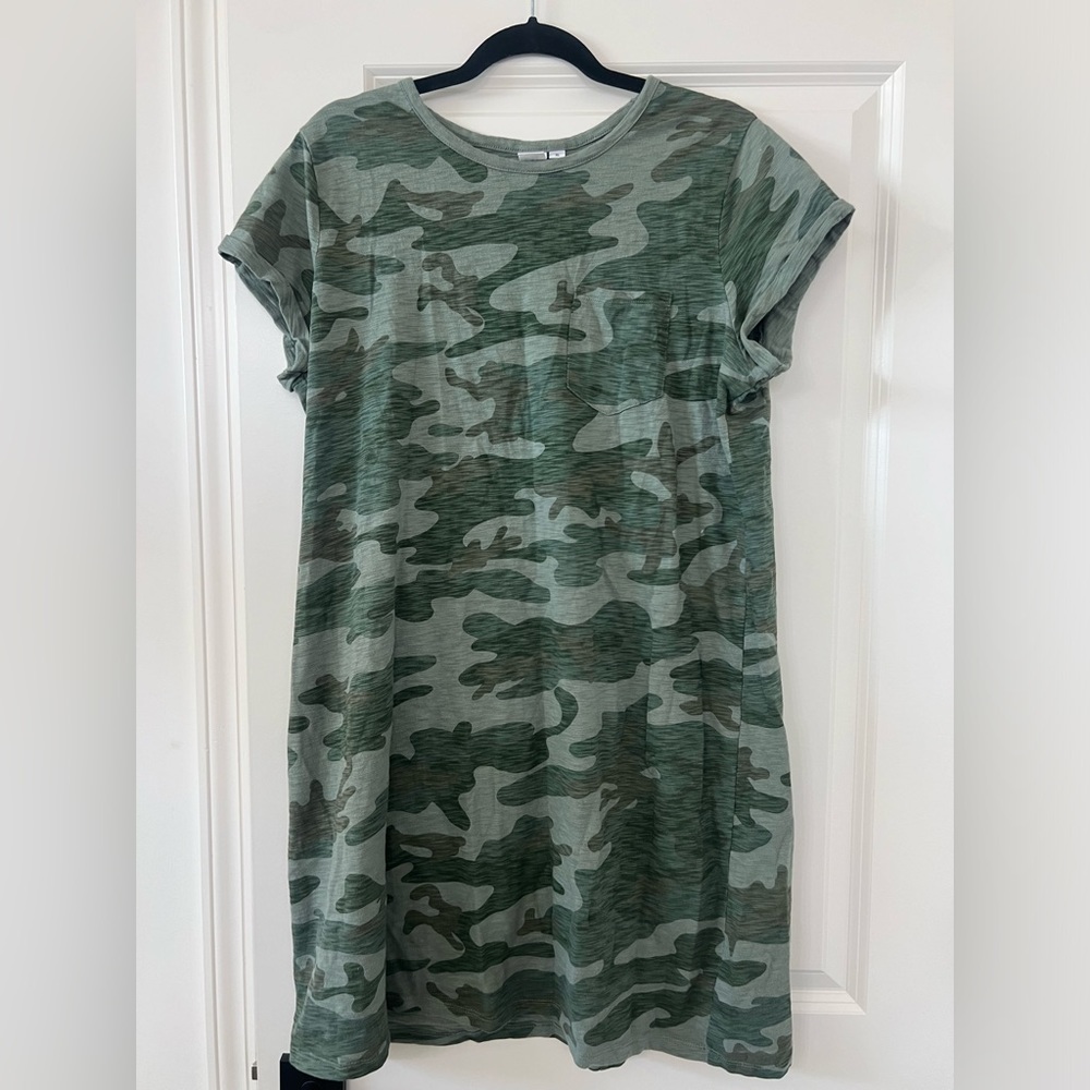 GAP Tshirt Dress Camo XL